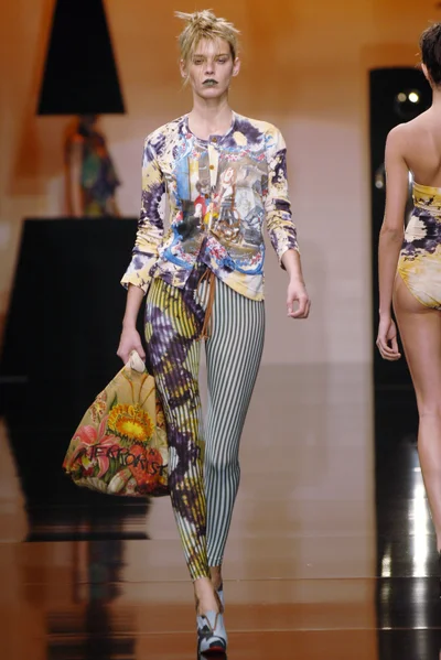 Look 9